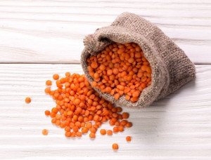 Red-lentils-in-bag